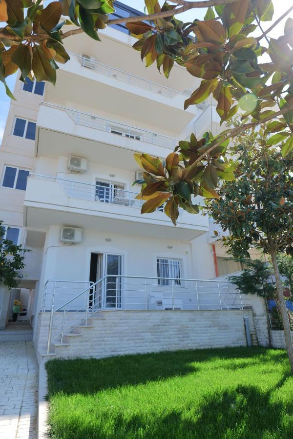 Kidi Apartments Sarandë Exterior foto