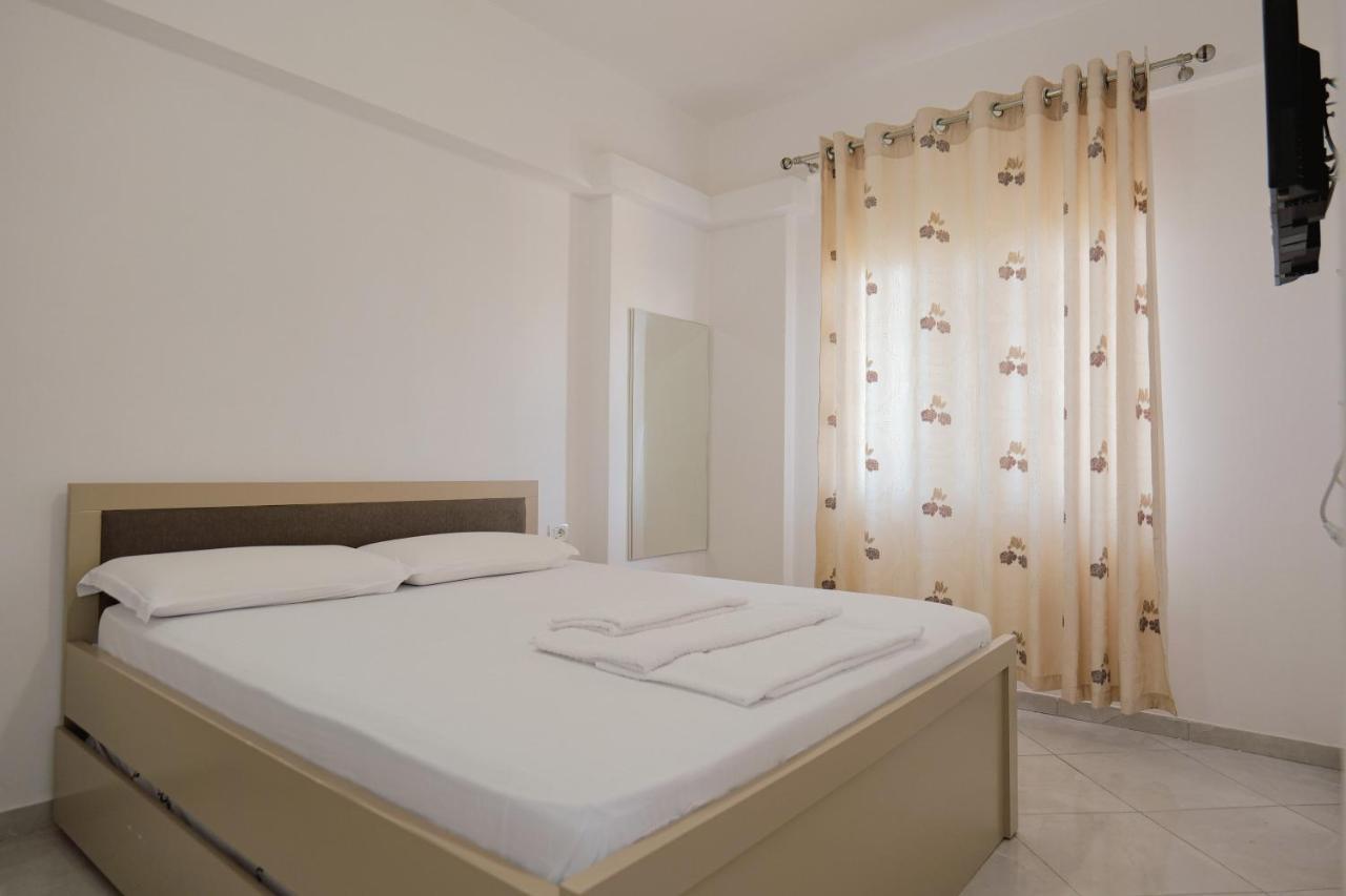 Kidi Apartments Sarandë Exterior foto